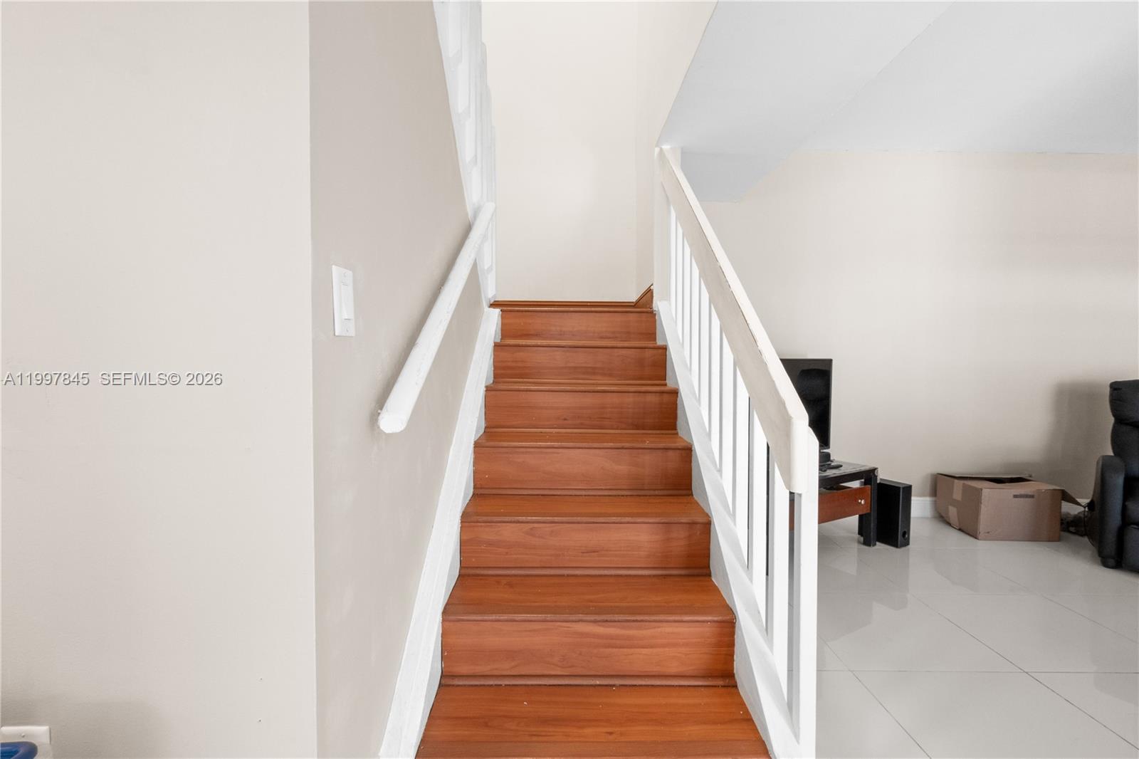 GOLDEN HOMES SUB - Residential Lease