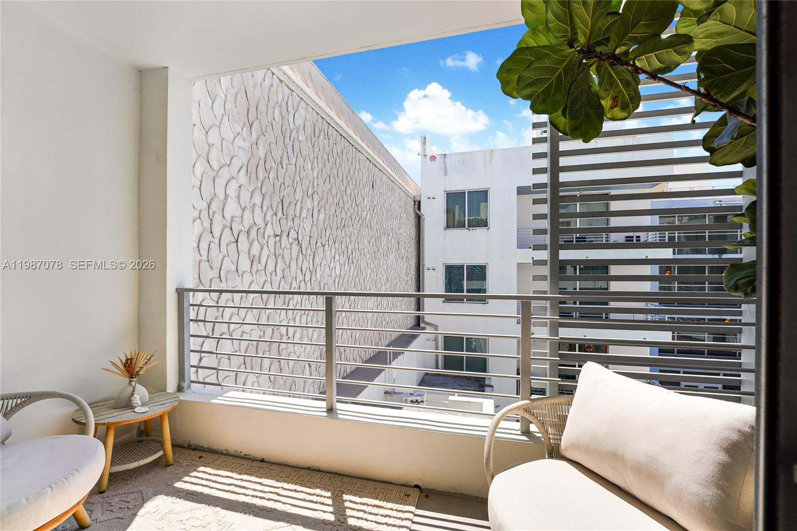 LOFTS AT MAYFAIR CONDO - Residential