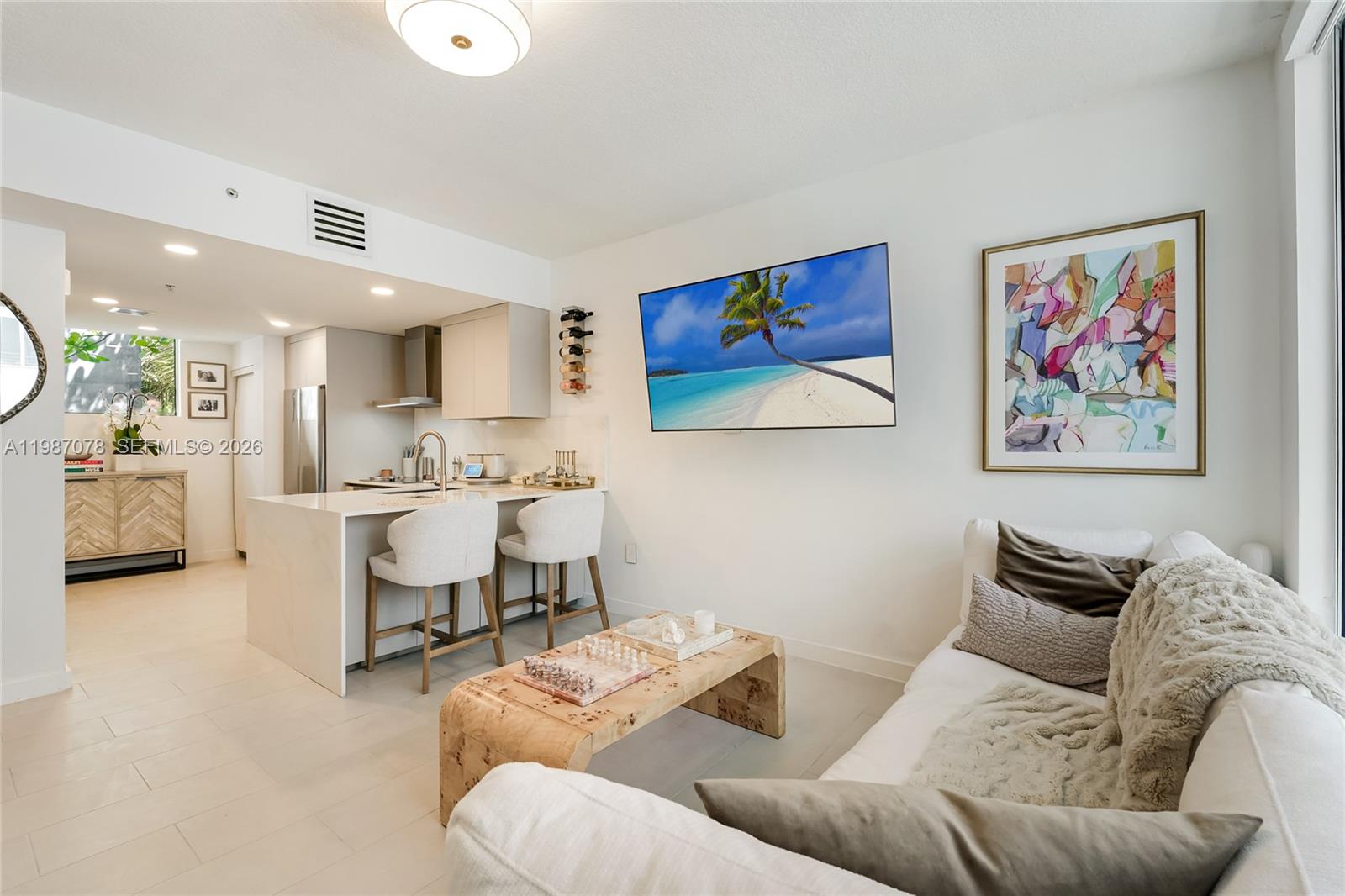 LOFTS AT MAYFAIR CONDO - Residential