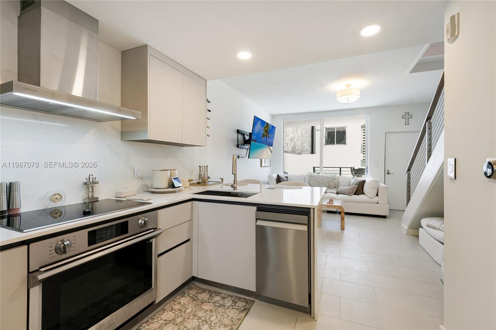 LOFTS AT MAYFAIR CONDO - Residential