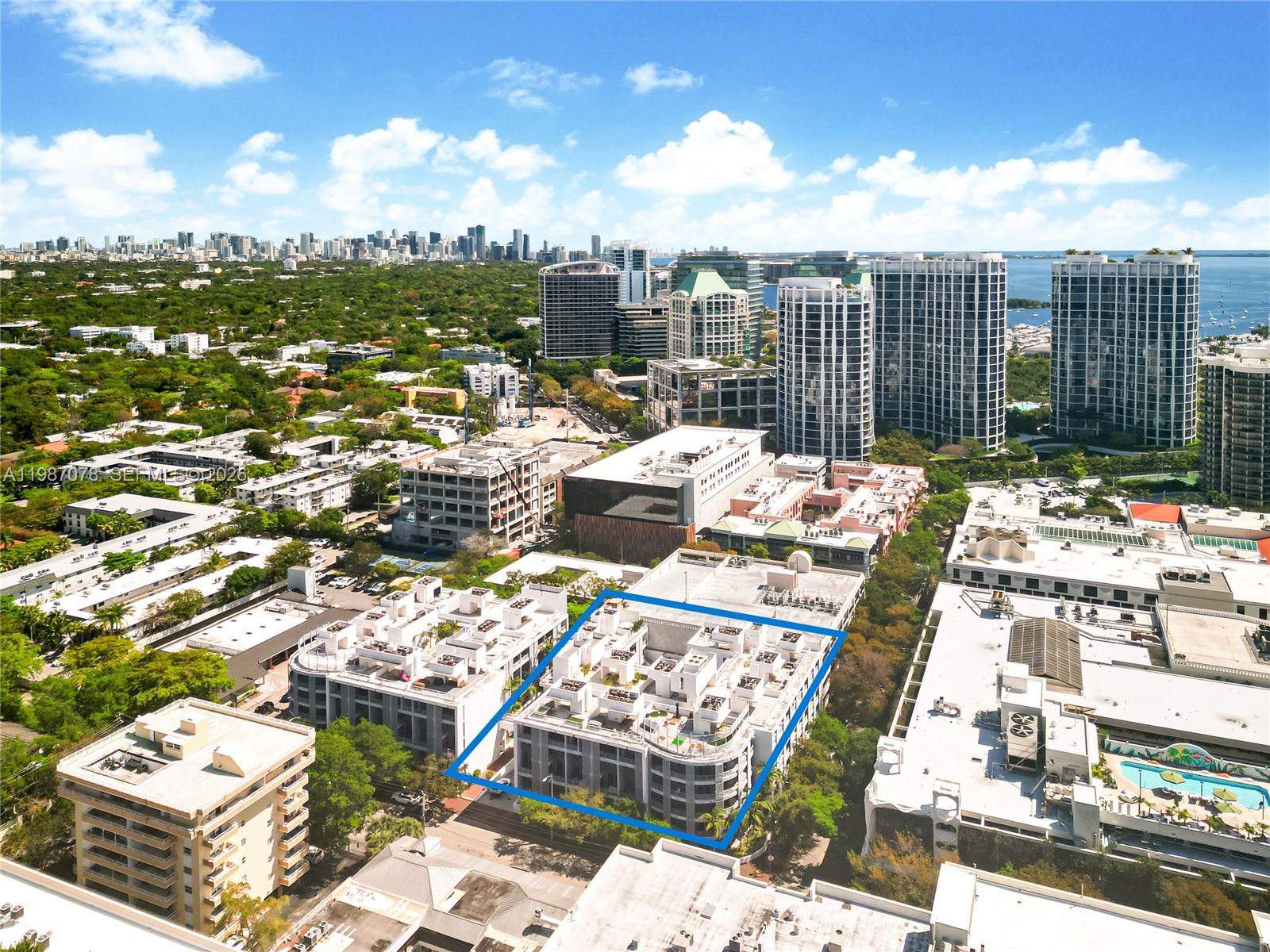 LOFTS AT MAYFAIR CONDO - Residential