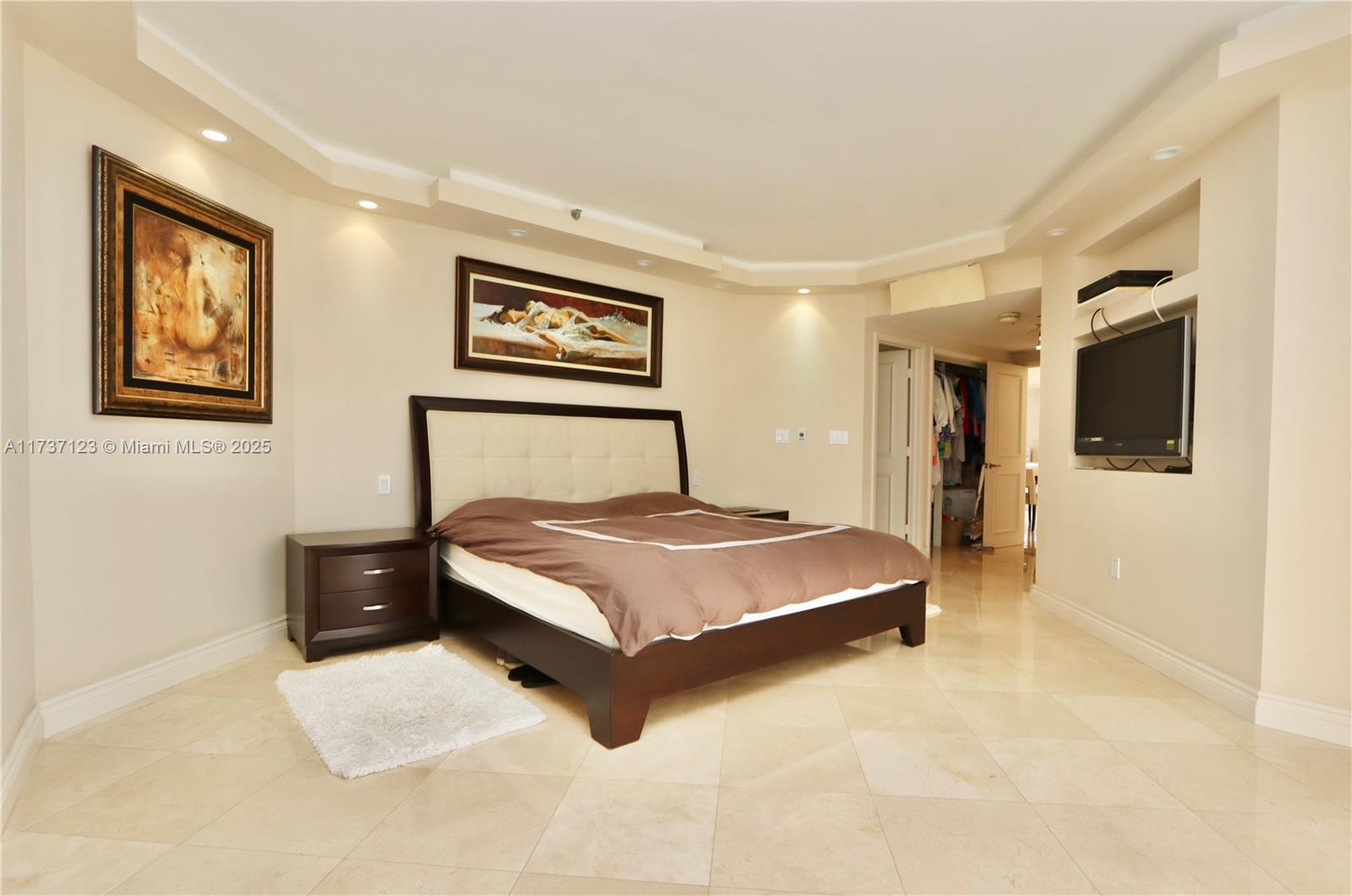 4000 ISL BLVD WILLIAMS IS - Residential