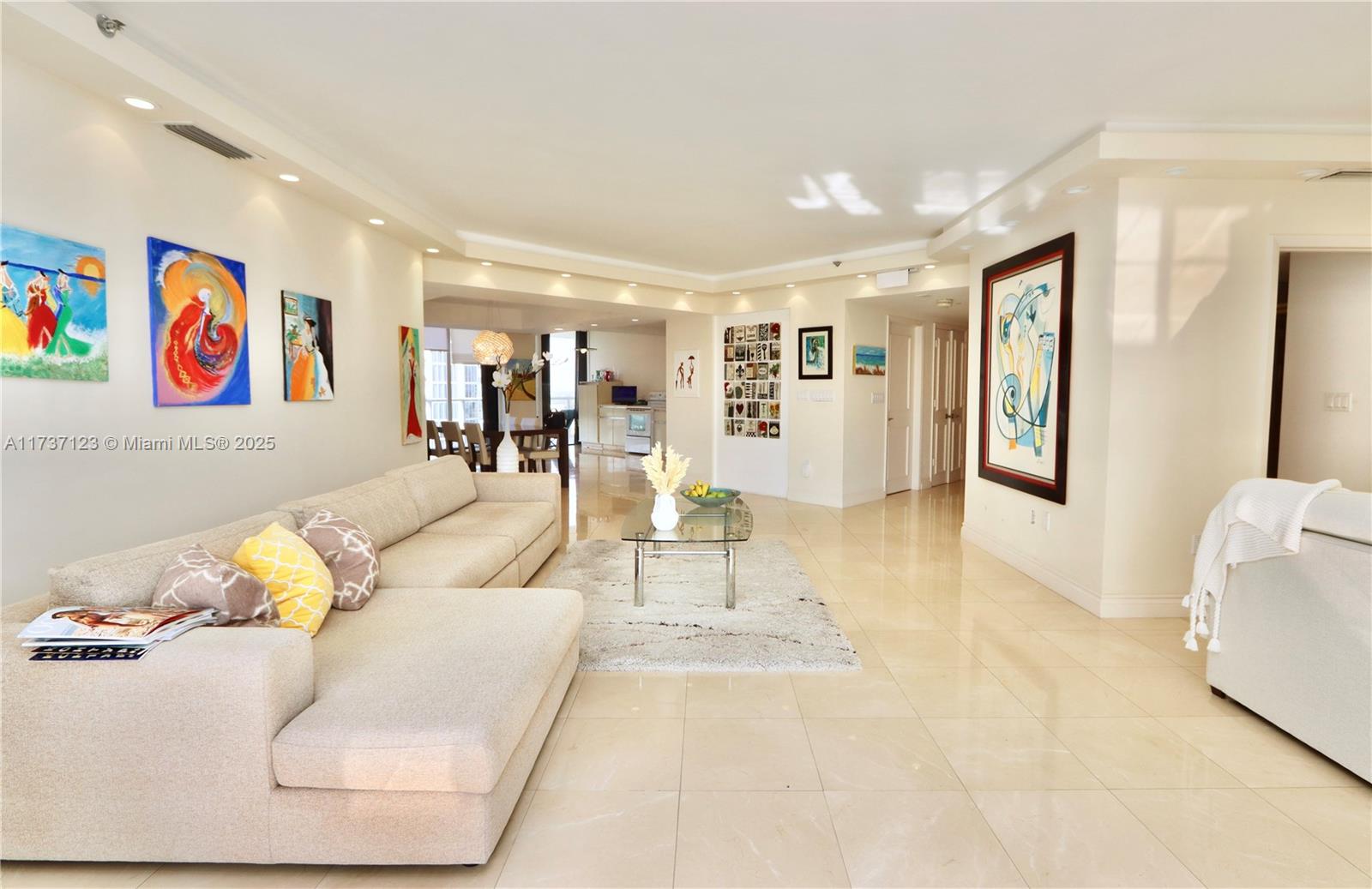 4000 ISL BLVD WILLIAMS IS - Residential
