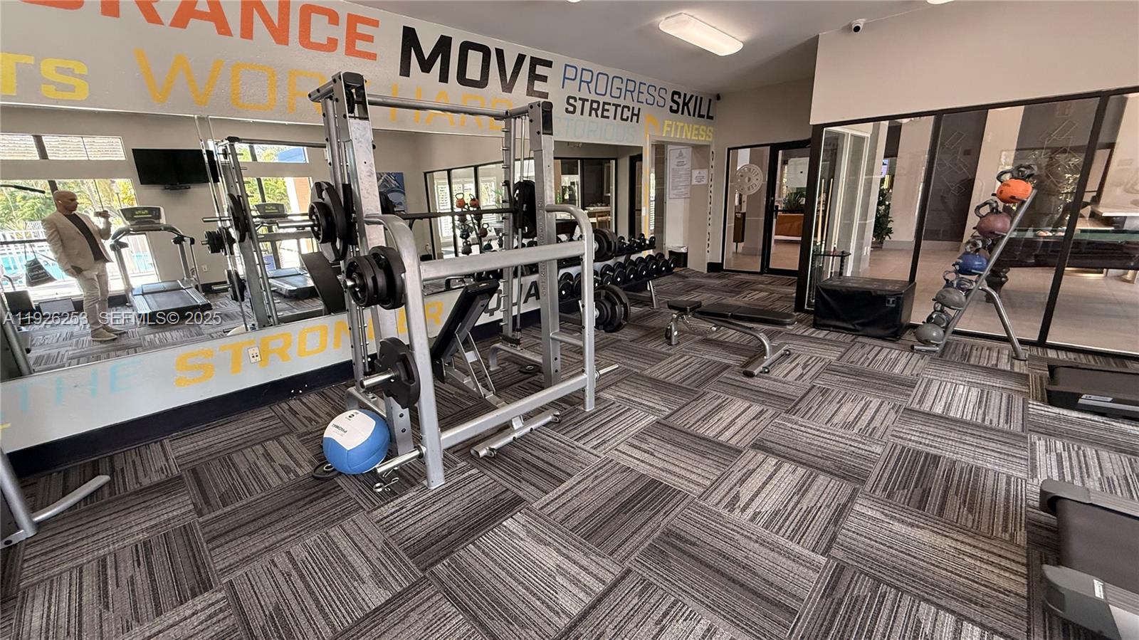 VISTA LAGO AT THE HAMMOCK - Residential Lease