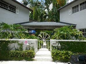 Property for Sale at 917 Se 13th St 1, Fort Lauderdale, Broward County, Florida - Bedrooms: 2 
Bathrooms: 3  - $339,000