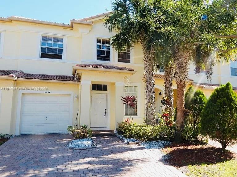 BEAUTIFUL 3 BEDROOMS 2.5 BATH 2 STORY TOWNHOUSE LOCATED IN GATED COMMUNITY MURANO MIRAMAR. BEAUTIFUL TILE FLOORS, UPDATED BATHROOMS, FRESHLY PAINTED INTERIOR, FULL SIZE WASHER/DRYER, NEW LIGHT FIXTURES, VERY SAFE AND GATED COMMUNITY HAS POOL AND GYM. ASSOCIATION REQUIRES MINIMUM CREDIT SCORES 600+. READY FOR IMMEDIATE OCCUPANCY ON october1st.. LANDLORD REQUIRES, 1ST MONTH ,LAST MONTH & 1/2 MONTHS SECURITY DEPOSIT.