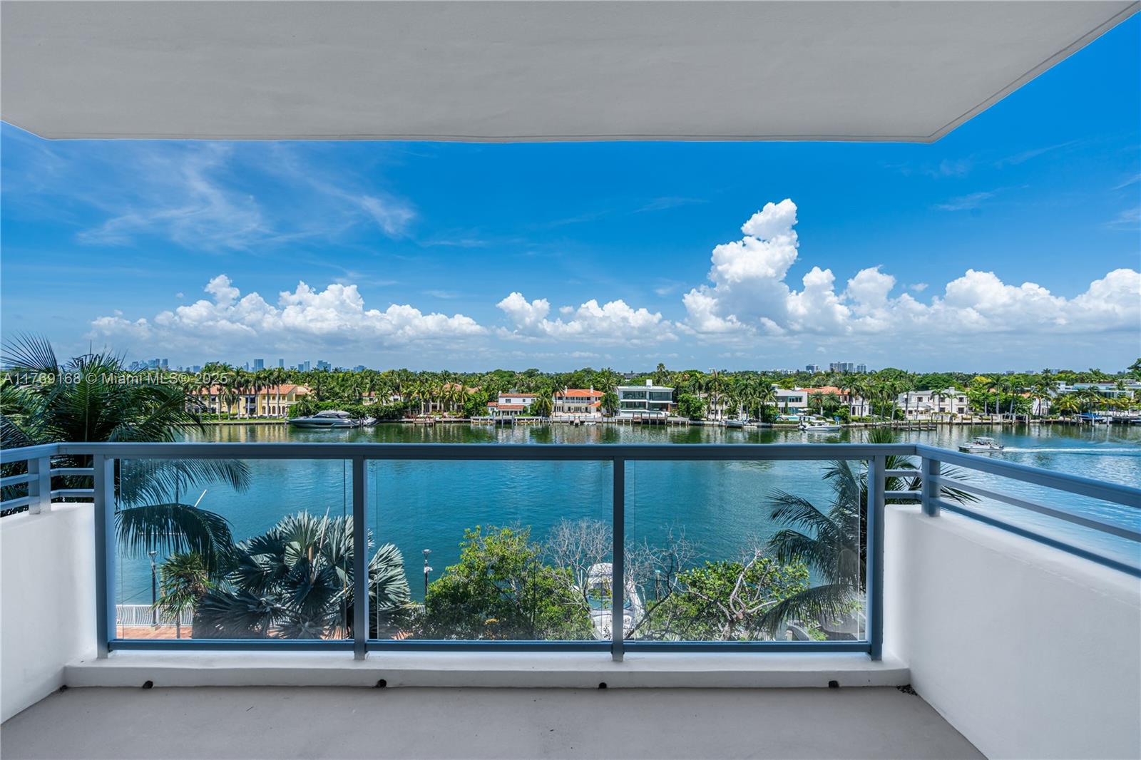 5600 Collins Ave 6P, Miami Beach, Miami-Dade County, Florida - 2 Bedrooms  
2 Bathrooms - 