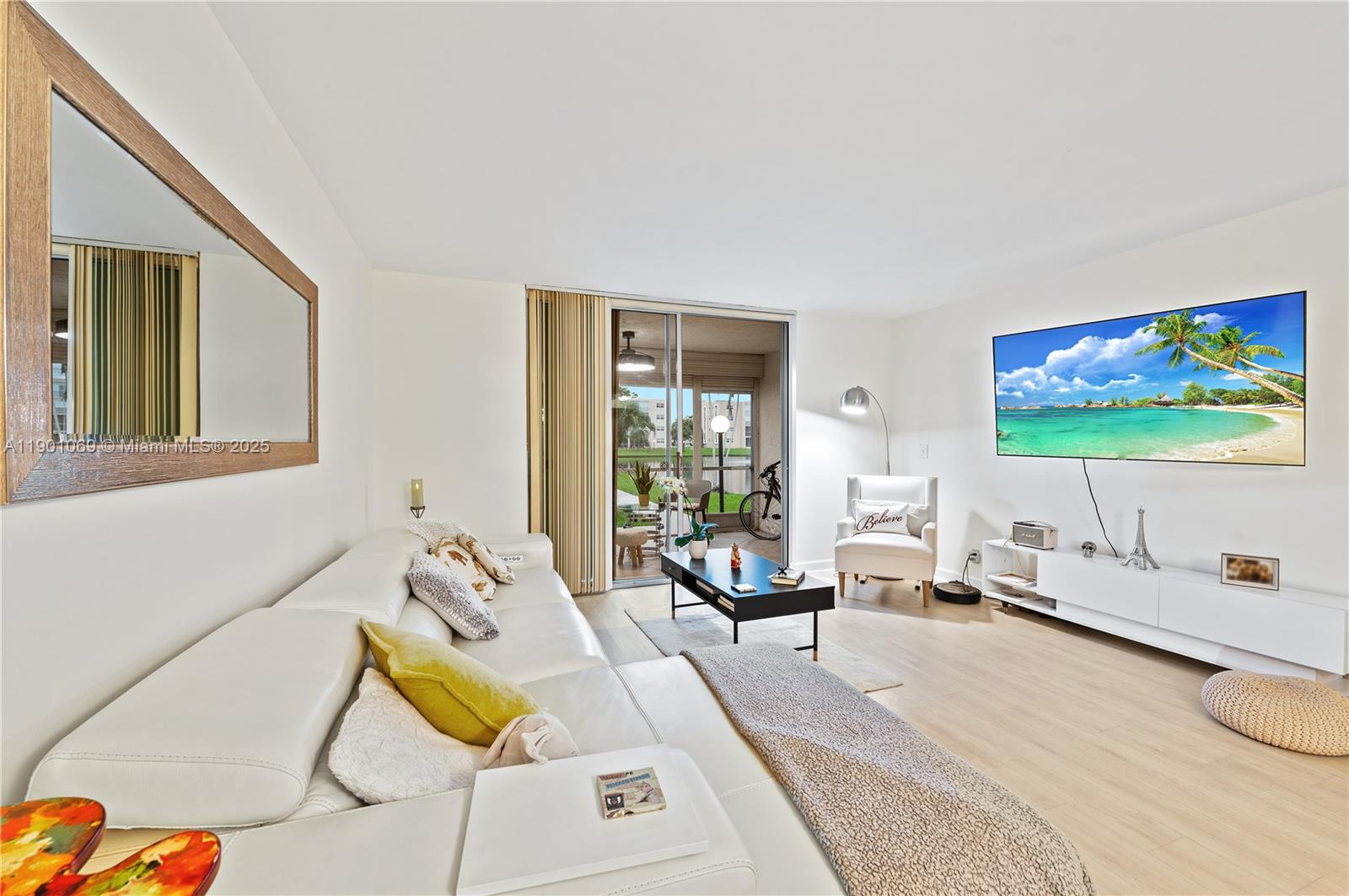 MEADOWBROOK LAKES CONDO - Residential