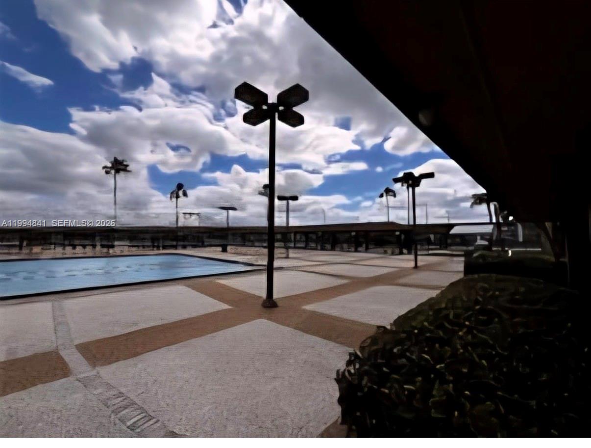 SUFFOLK AT CENTURY VILLAG - Residential