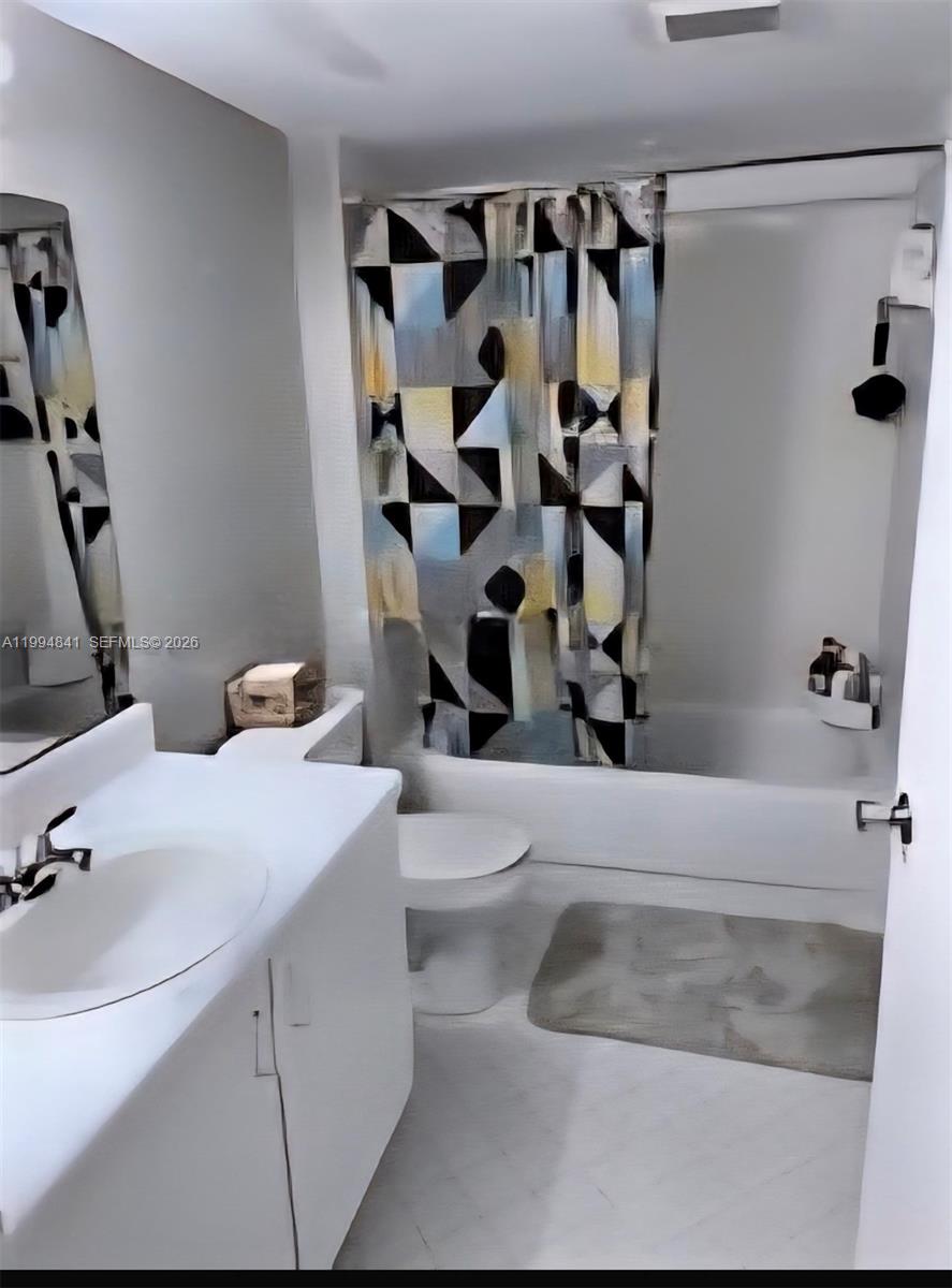 SUFFOLK AT CENTURY VILLAG - Residential