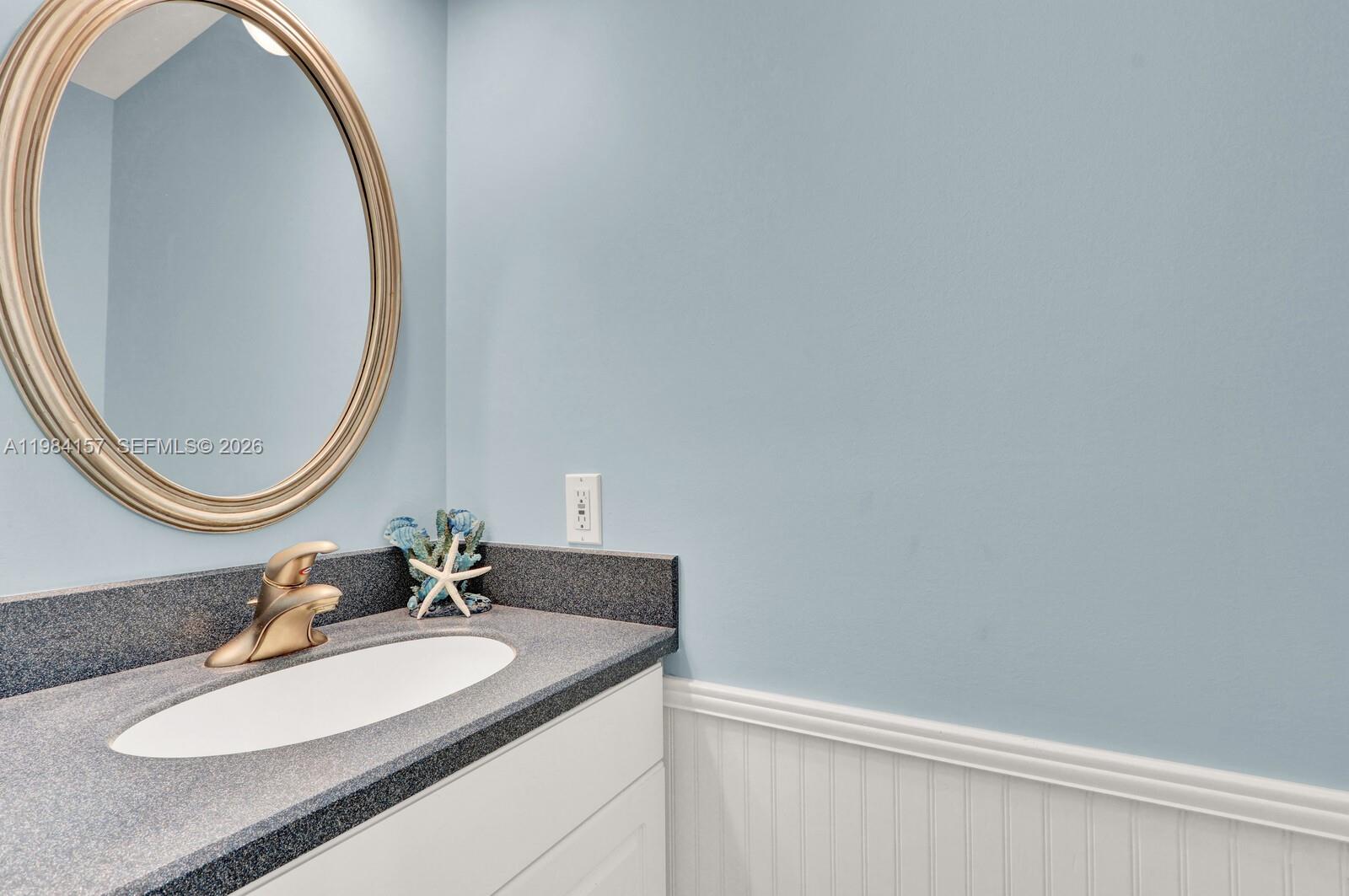 YACHT & COUNTRY CLUB OF S - Residential