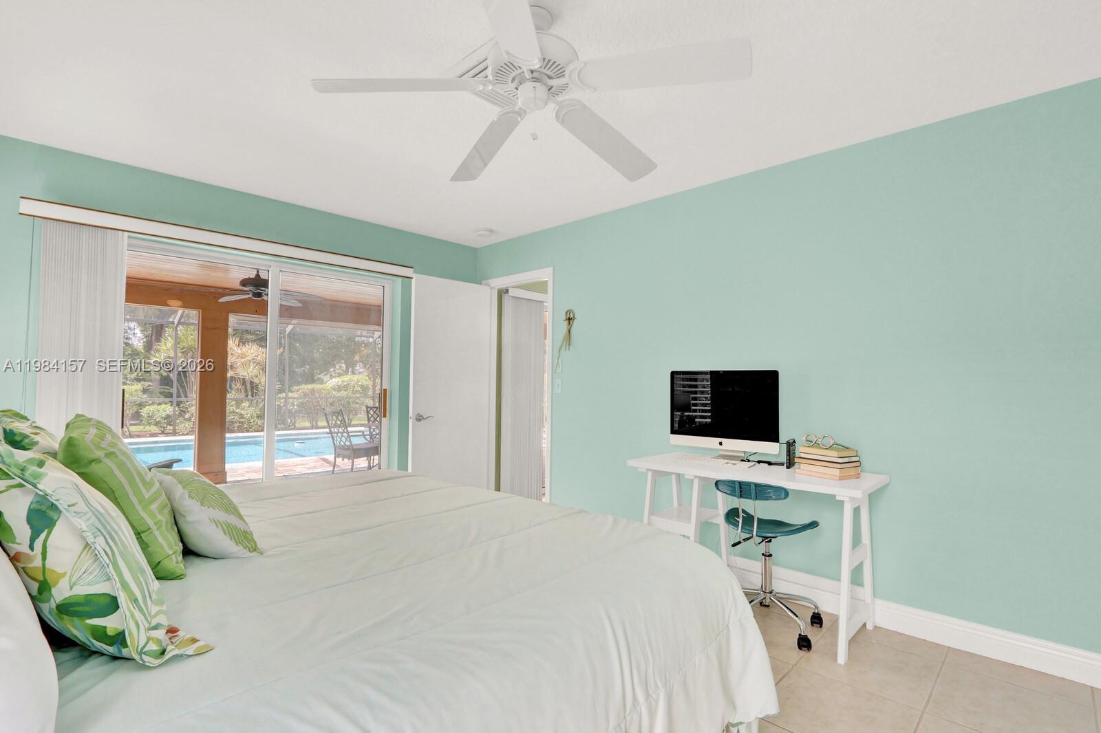 YACHT & COUNTRY CLUB OF S - Residential