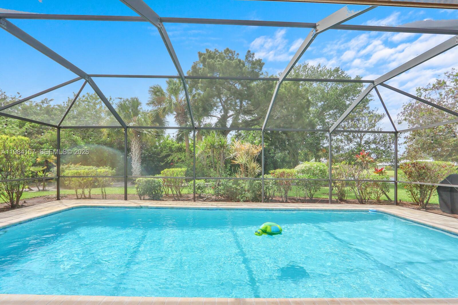 YACHT & COUNTRY CLUB OF S - Residential