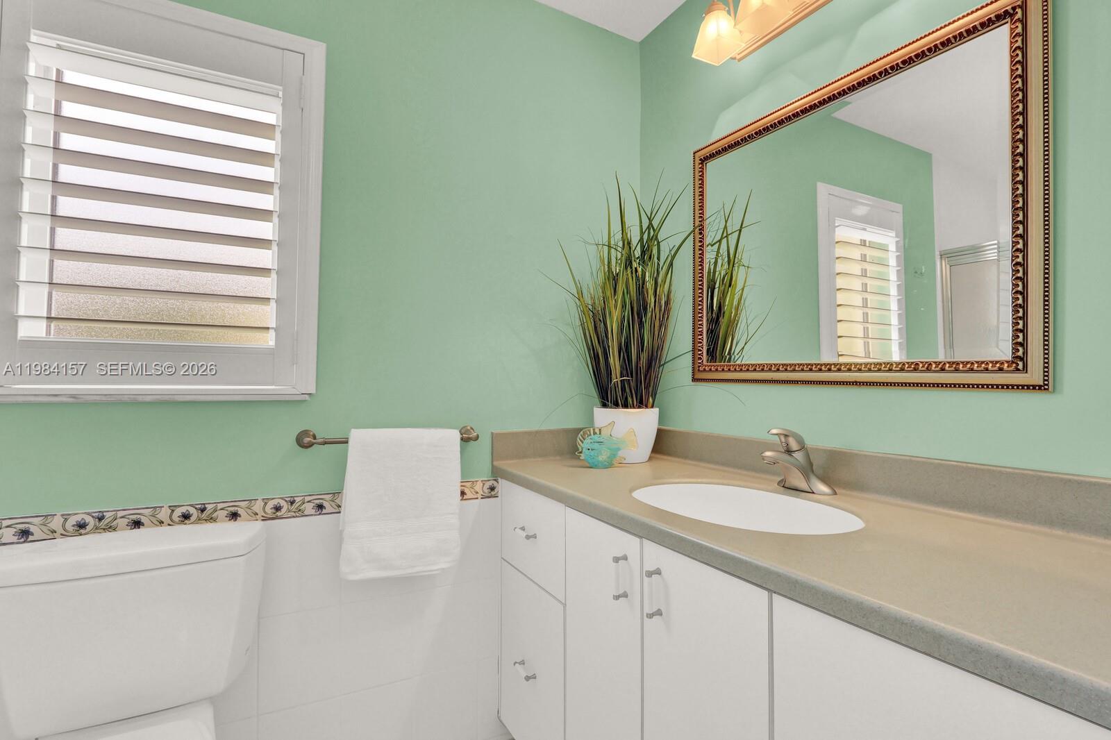 YACHT & COUNTRY CLUB OF S - Residential