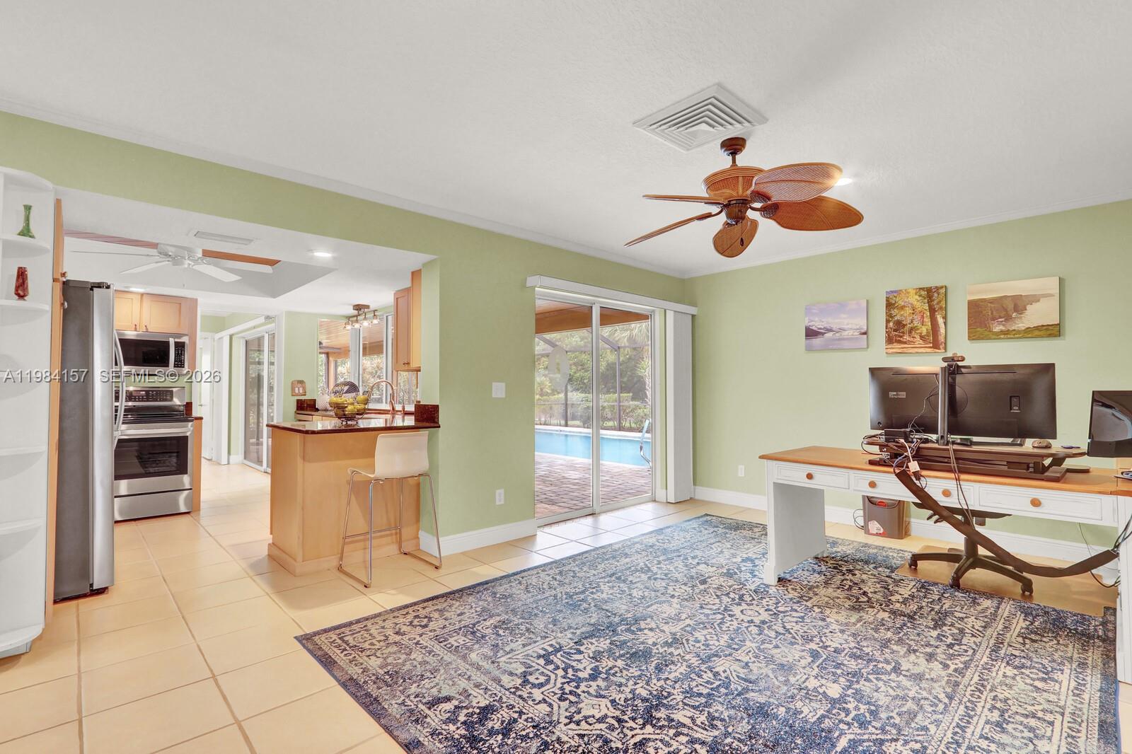 YACHT & COUNTRY CLUB OF S - Residential