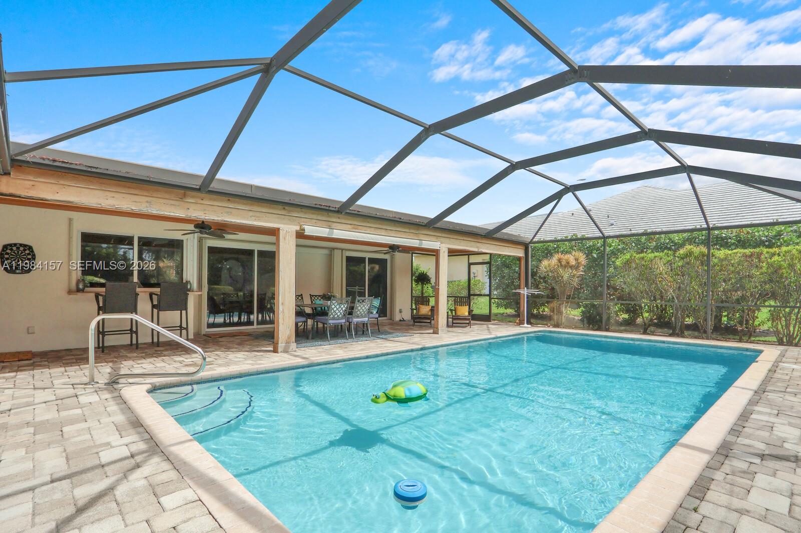 YACHT & COUNTRY CLUB OF S - Residential