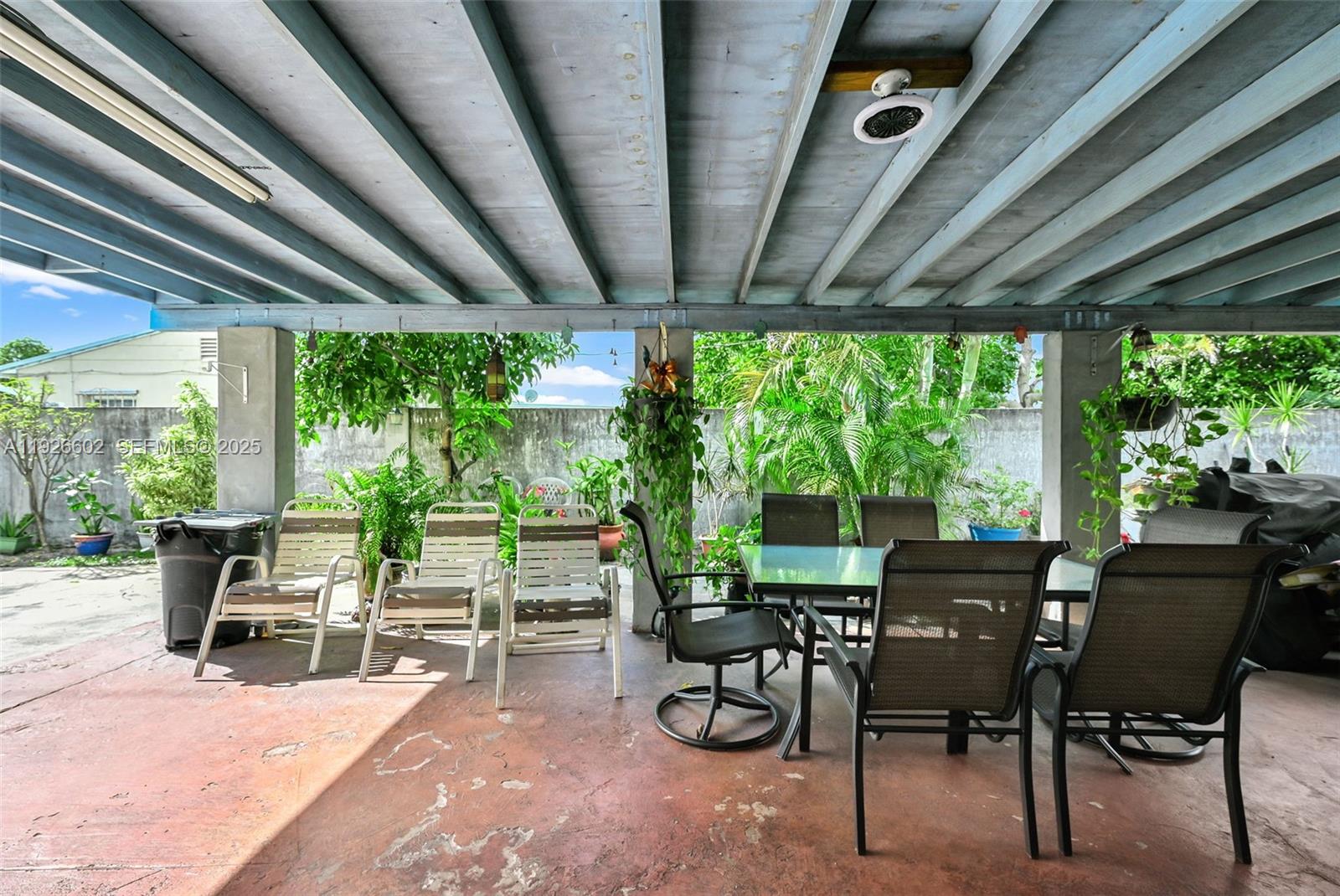 LINDEN GARDENS - Residential