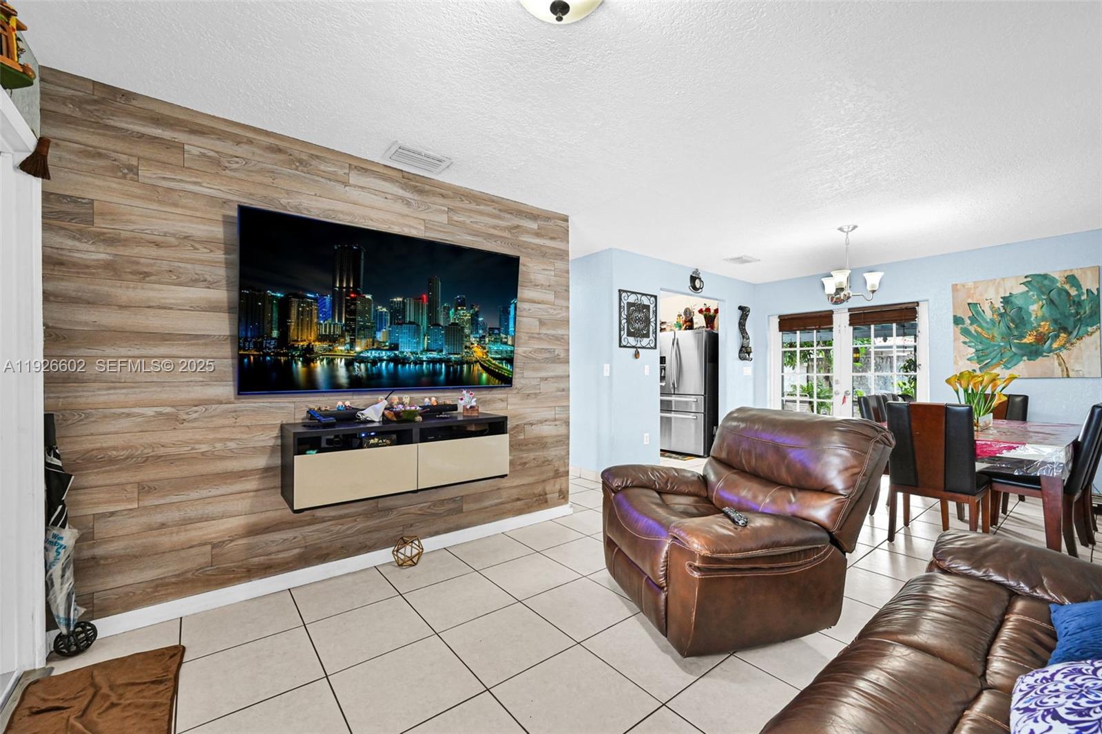 LINDEN GARDENS - Residential