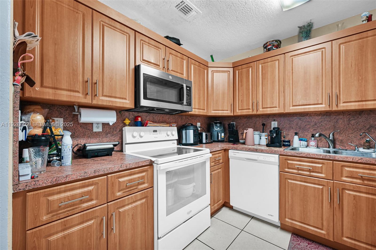 LINDEN GARDENS - Residential