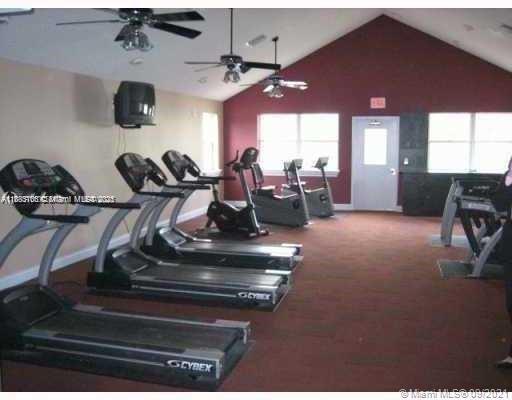 LAS VISTAS AT DORAL CONDO - Residential