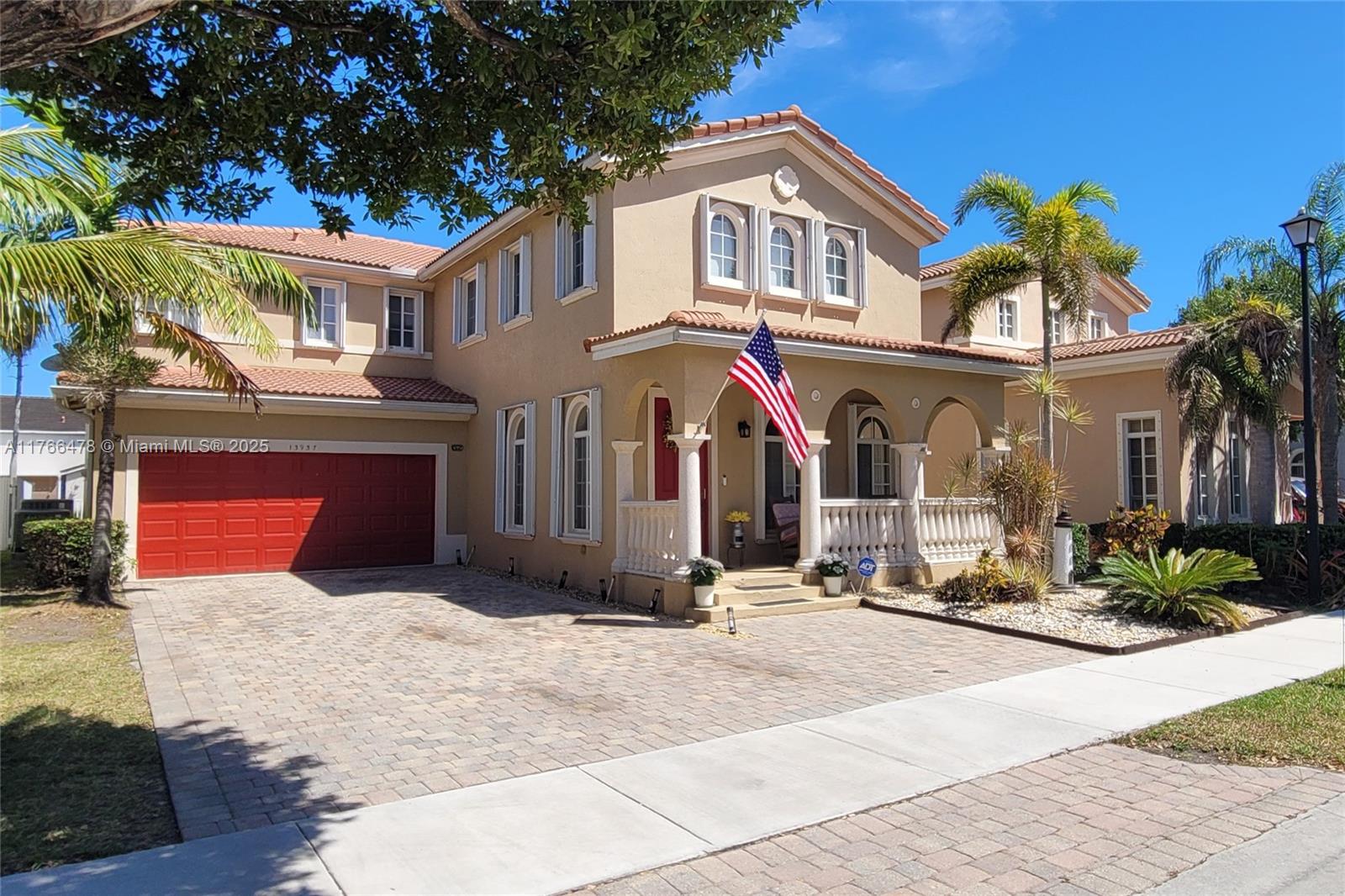 Property for Sale at 13937 Sw 278th St, Homestead, Miami-Dade County, Florida - Bedrooms: 5 
Bathrooms: 4  - $630,000
