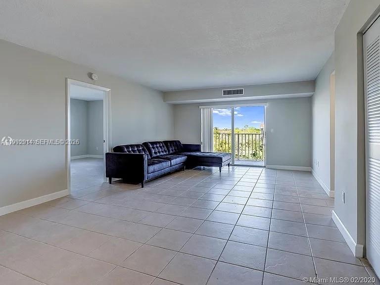 SAGA BAY GARDENS CONDO - Residential