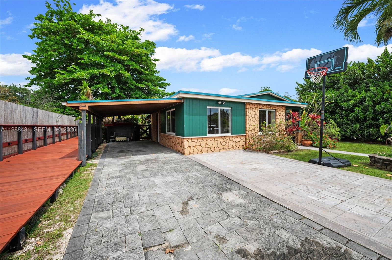 CENTRAL MIAMI PART 7 - Residential Lease