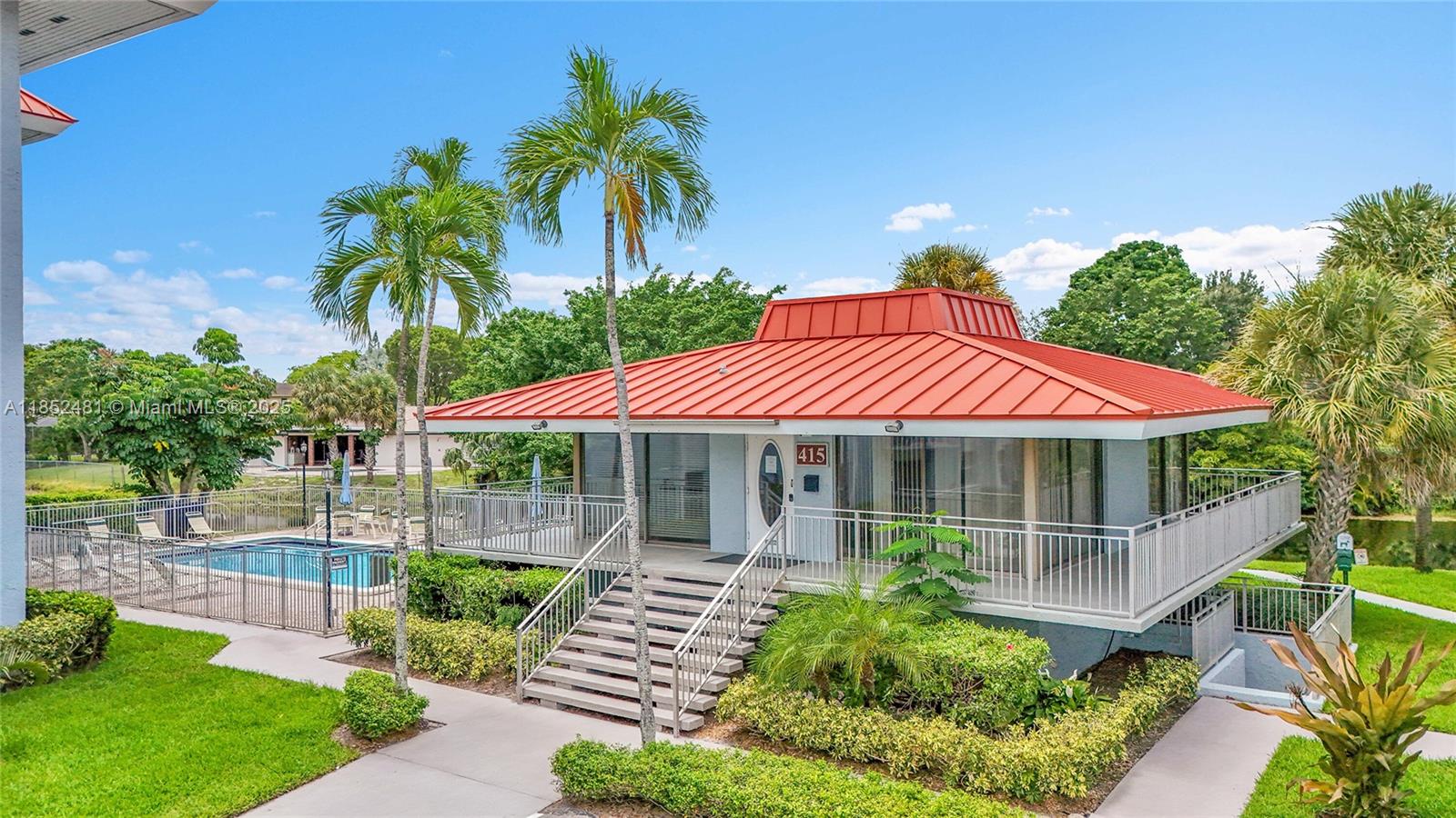 THE NEWPORT CONDO - Residential