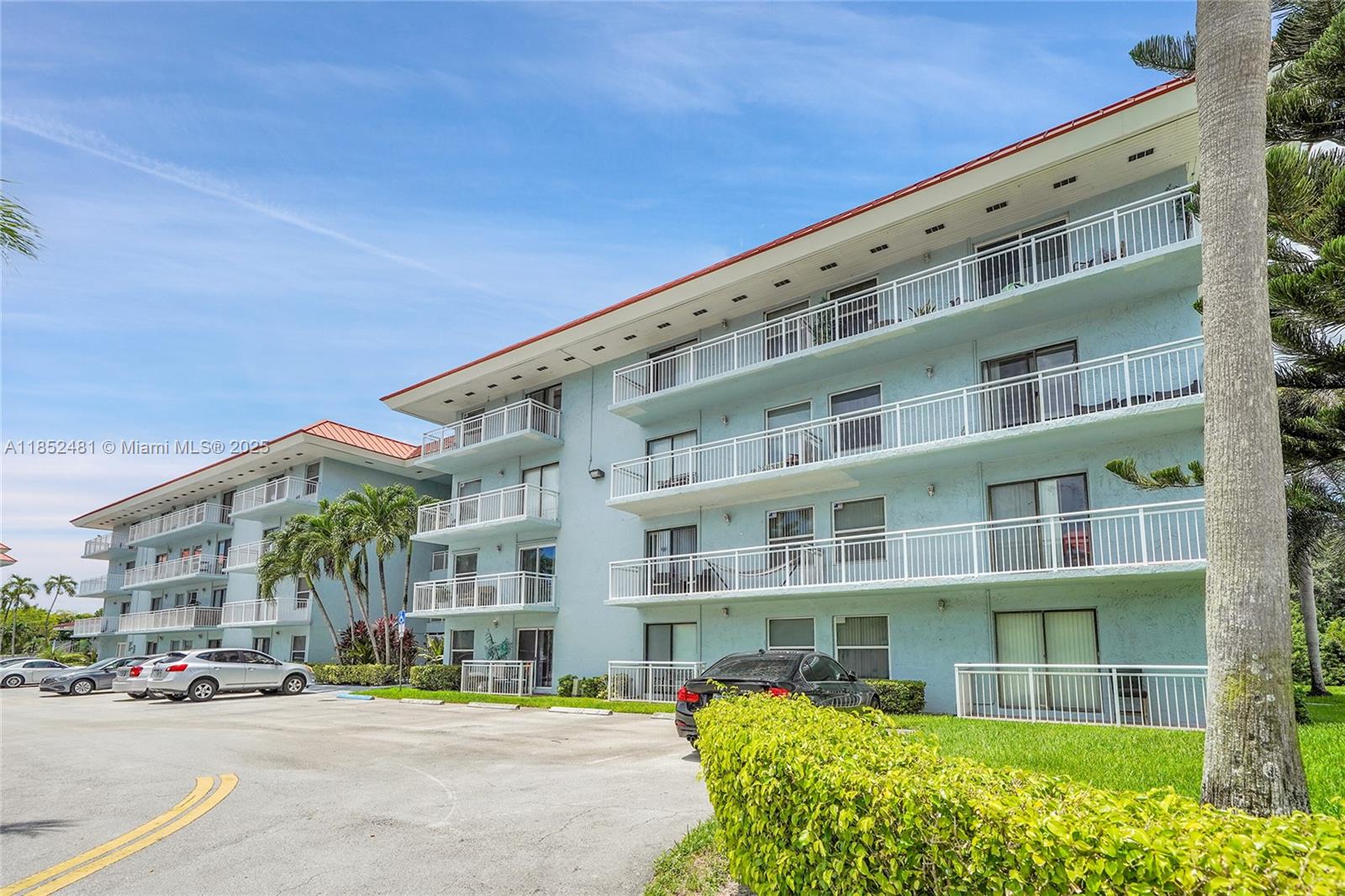 405 S Pine Island Rd 403D