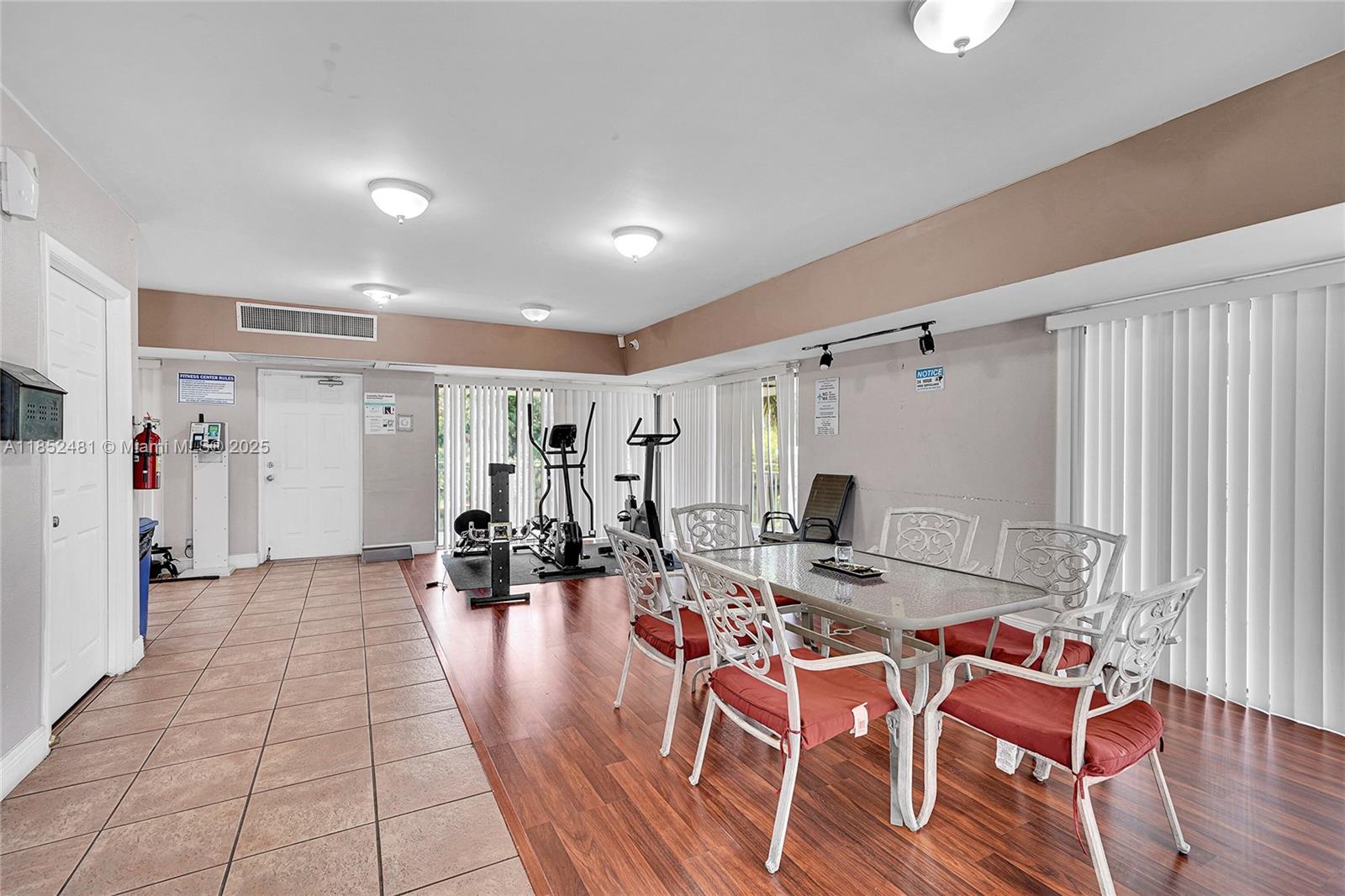 THE NEWPORT CONDO - Residential