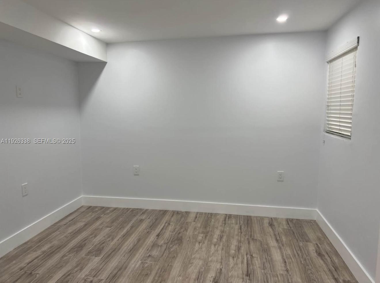 CORAL BAY MANOR - Residential Lease