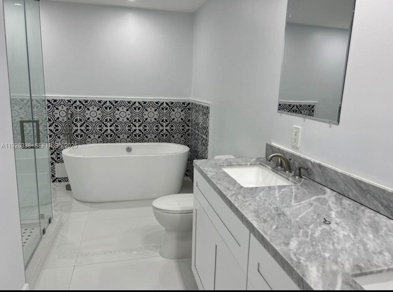 CORAL BAY MANOR - Residential Lease