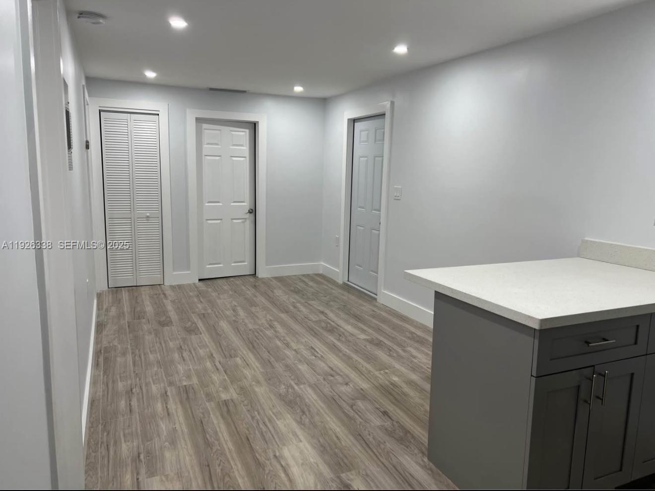 CORAL BAY MANOR - Residential Lease