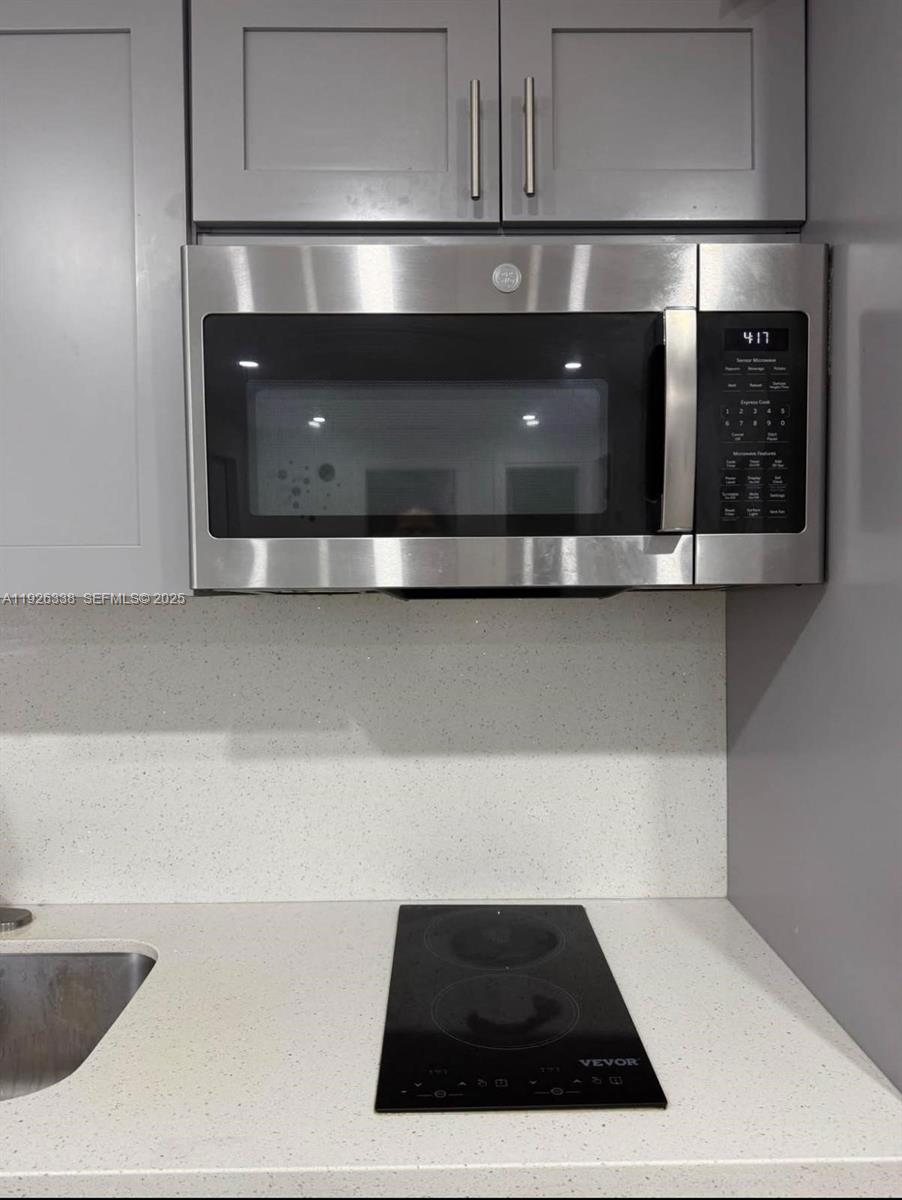 CORAL BAY MANOR - Residential Lease