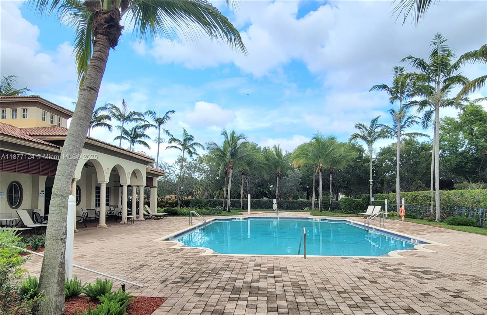 HERON BAY COMMERCIAL - Residential Lease