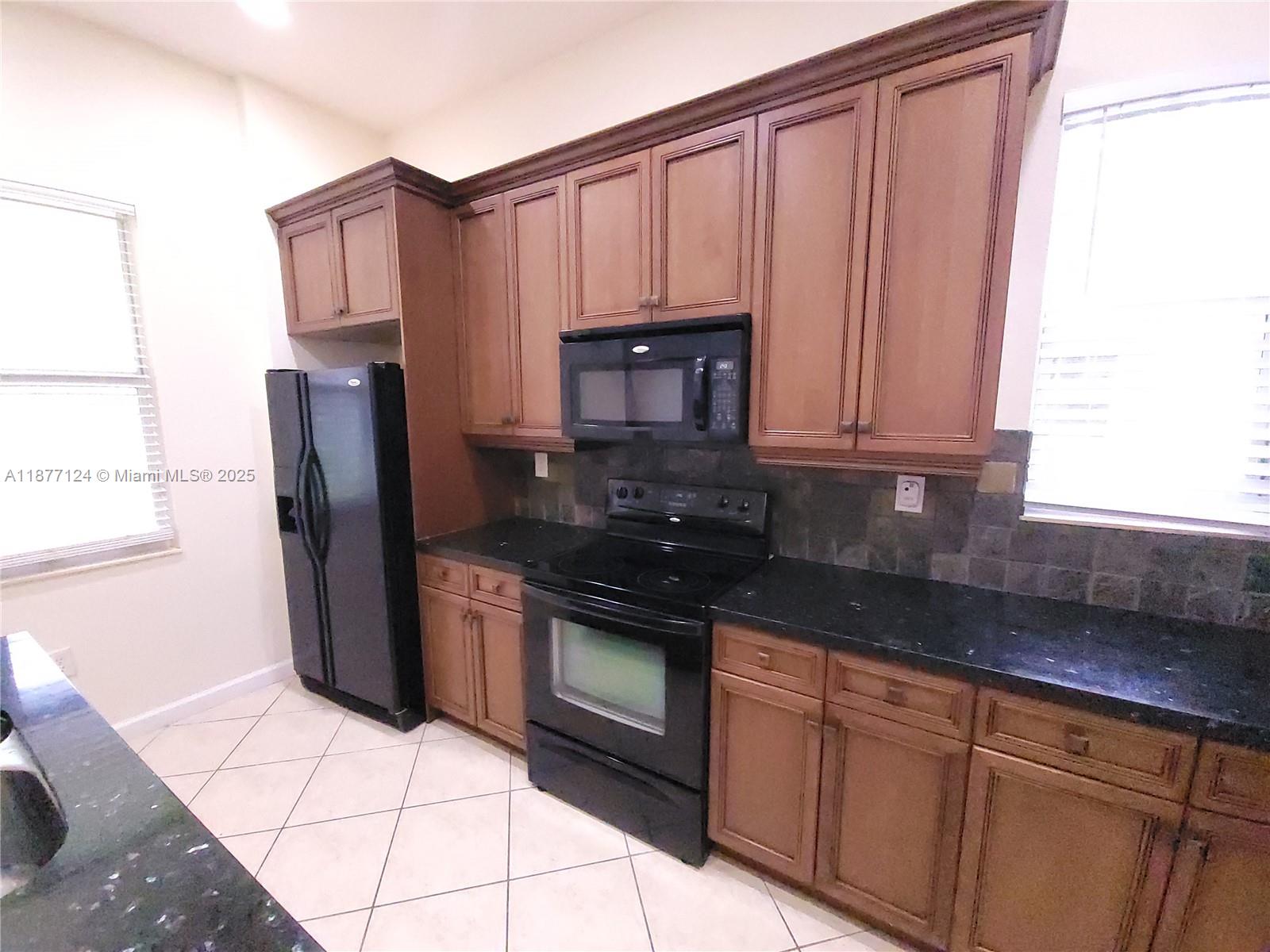 HERON BAY COMMERCIAL - Residential Lease