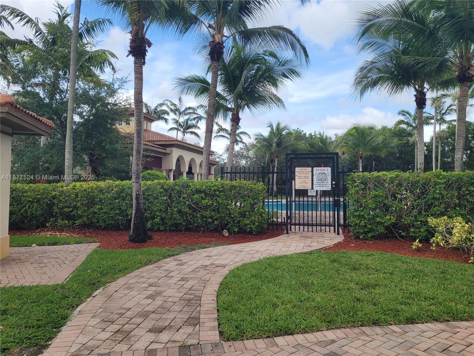 HERON BAY COMMERCIAL - Residential Lease