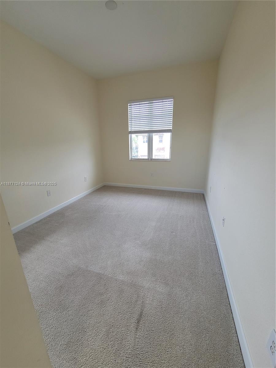 HERON BAY COMMERCIAL - Residential Lease