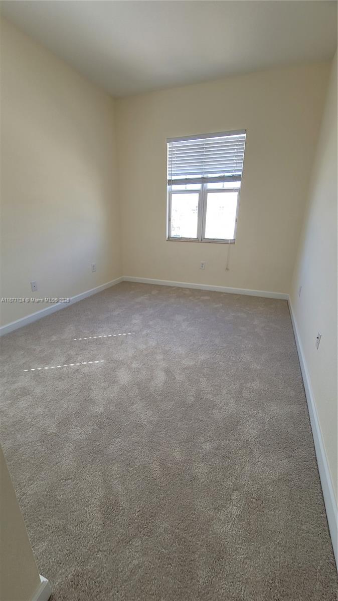 HERON BAY COMMERCIAL - Residential Lease