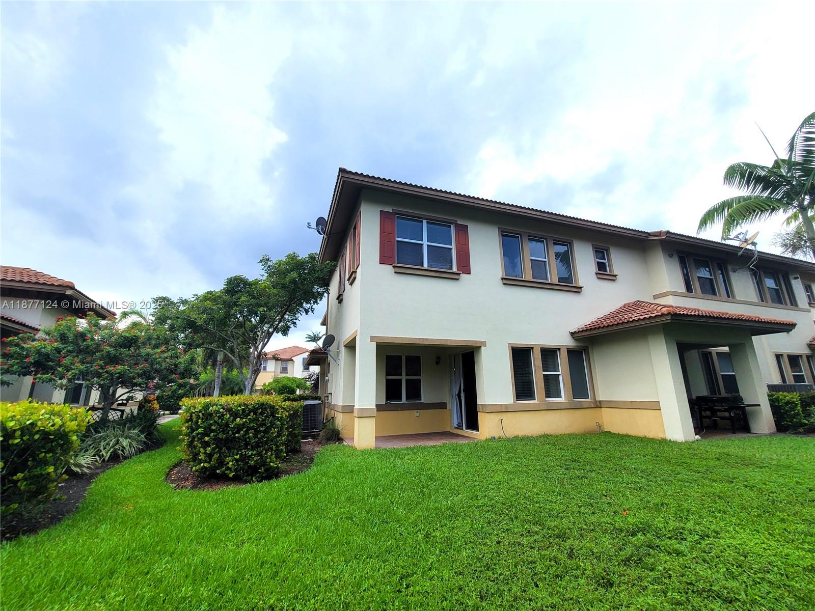 HERON BAY COMMERCIAL - Residential Lease