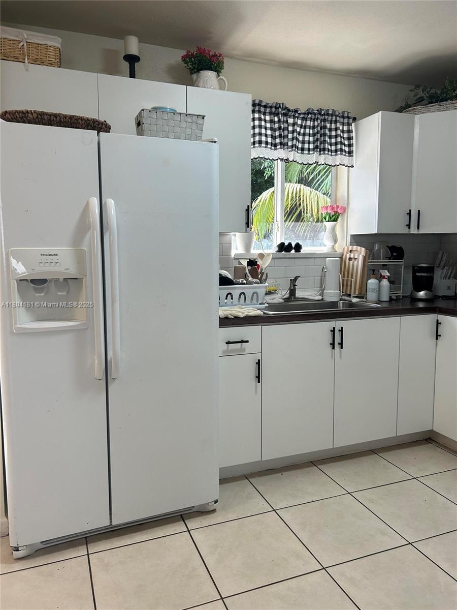 3046 NW 66th St