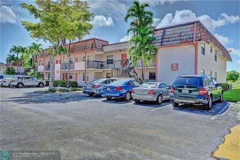 Condominium in Miami FL 851 207th Ter.jpg