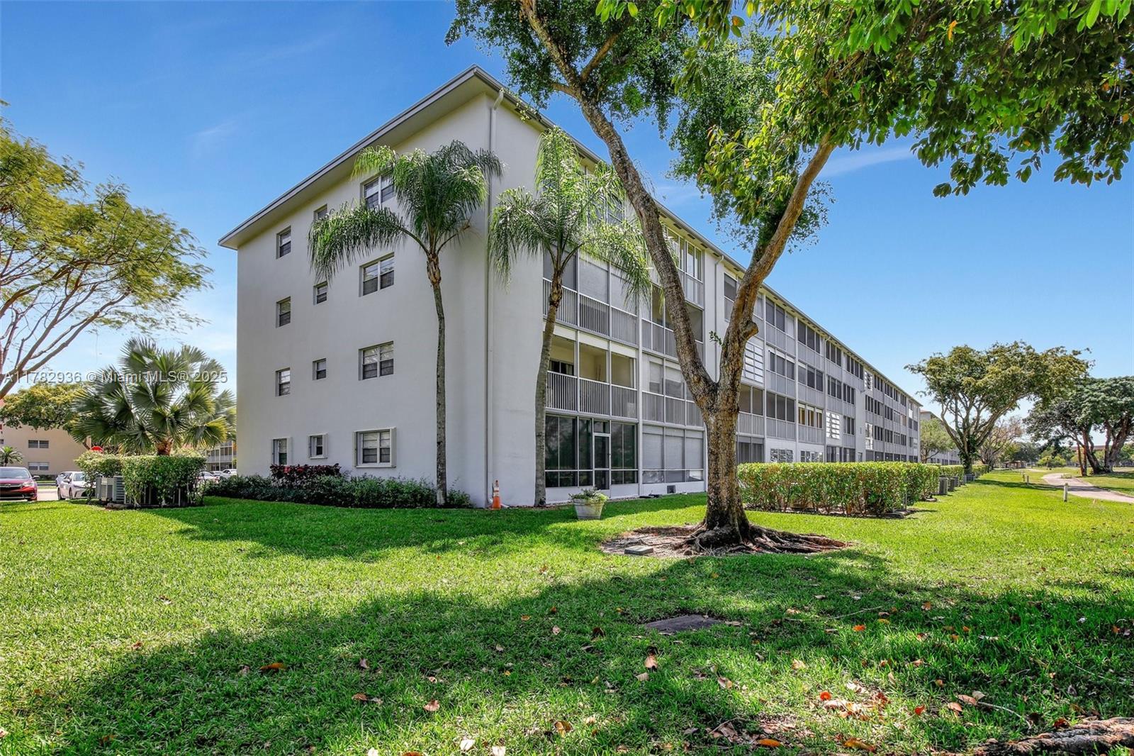 300 SW 134th Way 212E