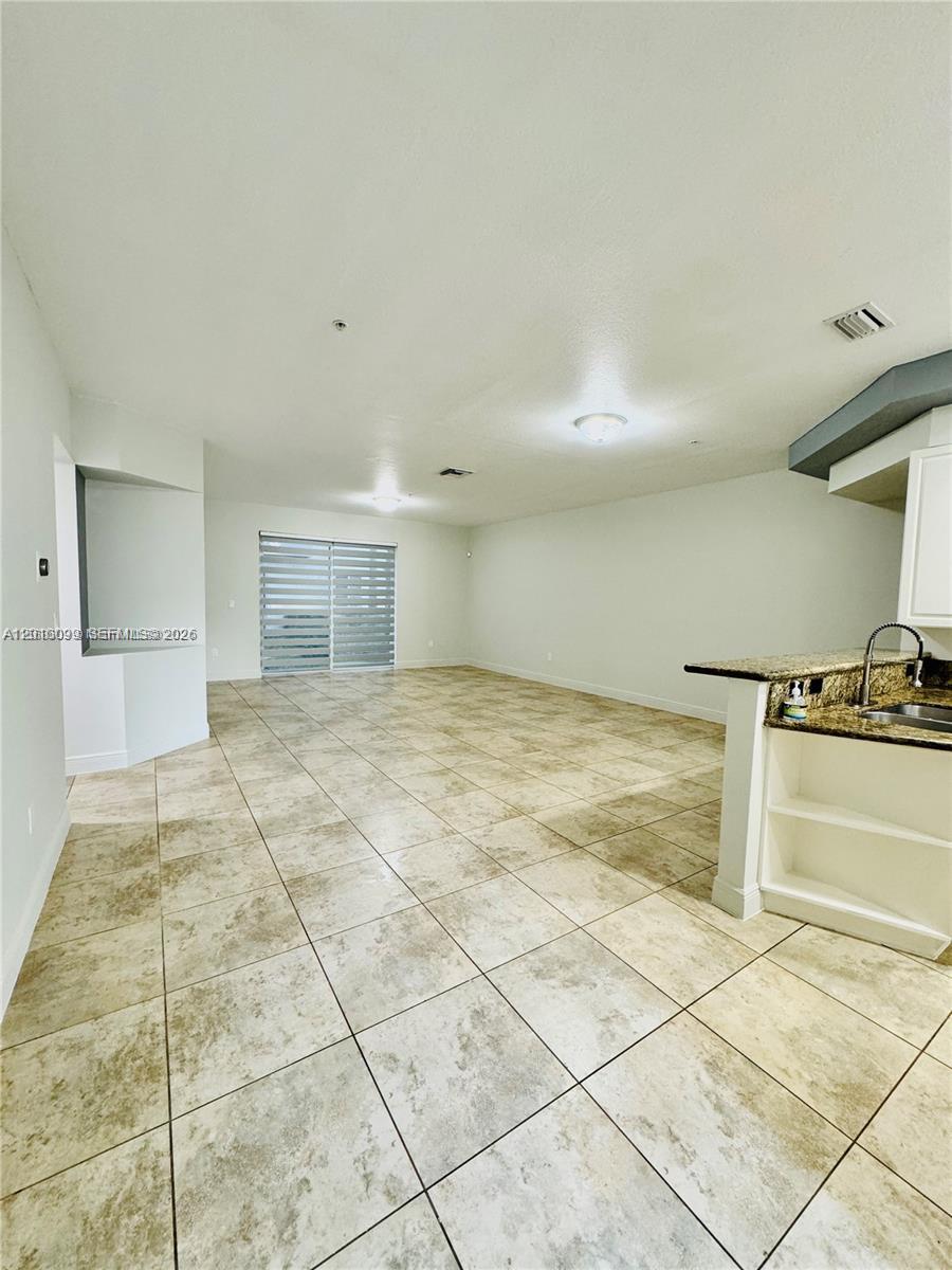 12430 SW 50th St 105