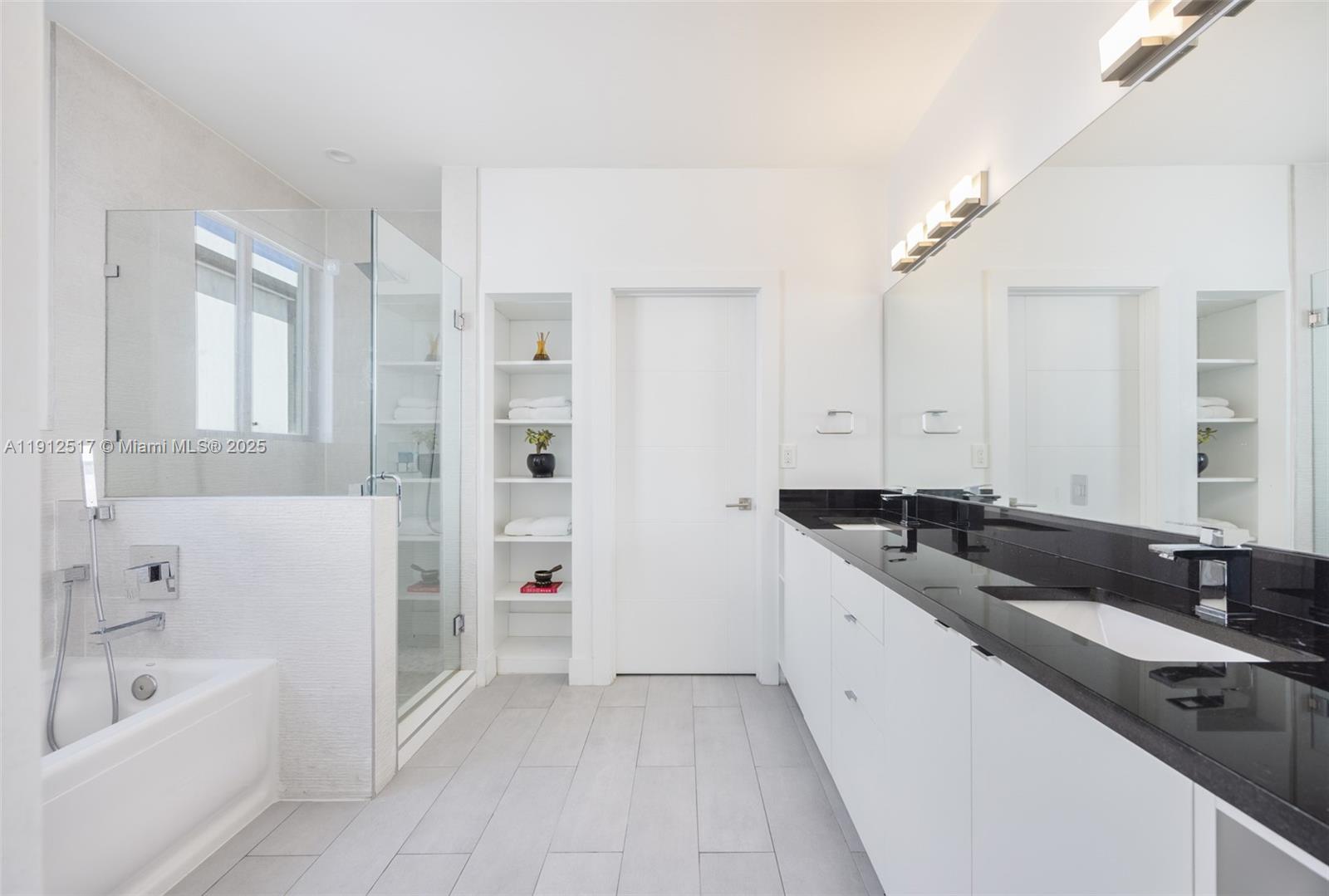 PALMHURST - Residential