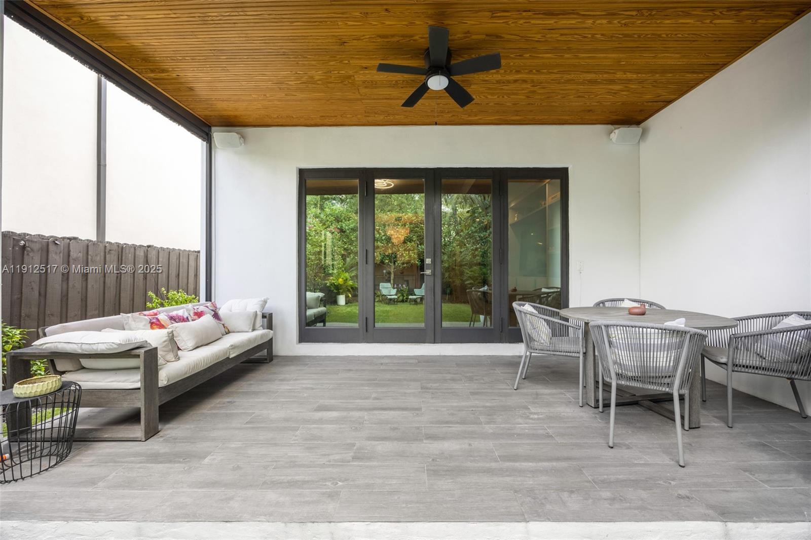 PALMHURST - Residential