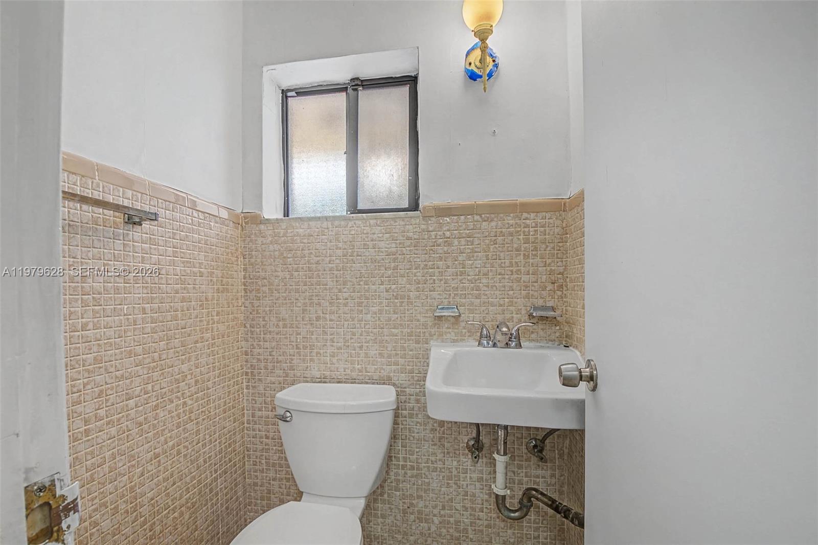 MARY ANN ESTATES - Residential Lease