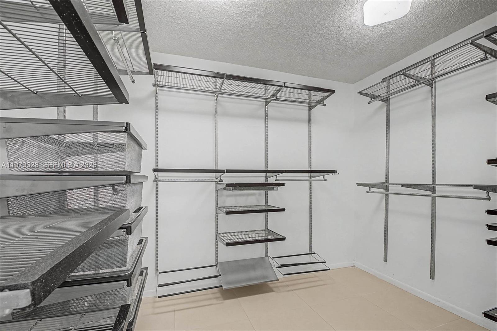 MARY ANN ESTATES - Residential Lease