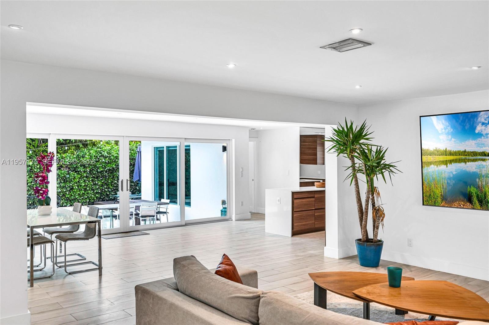 EVENINGSIDE - Residential