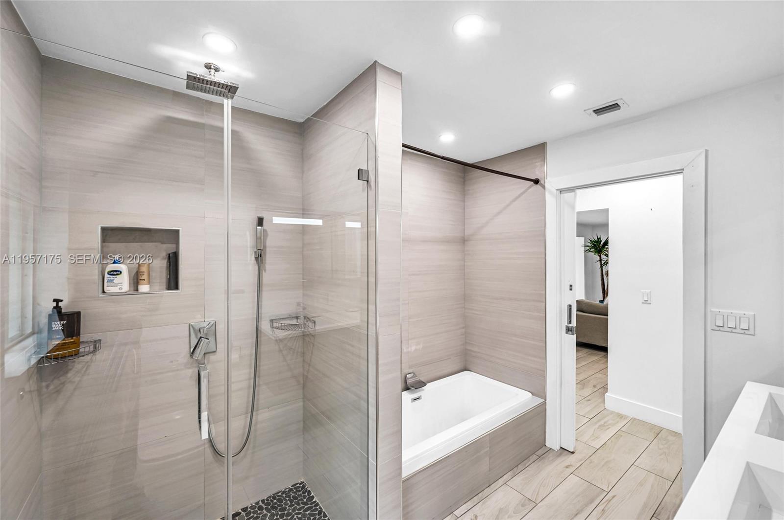 EVENINGSIDE - Residential